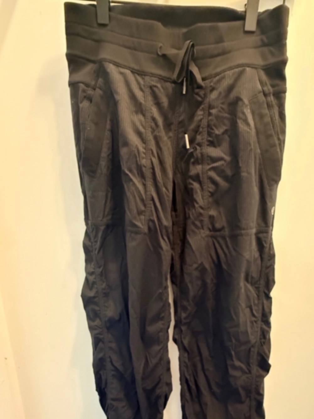 Lululemon Black Ruched Drawstring Jogger Pants Size 2